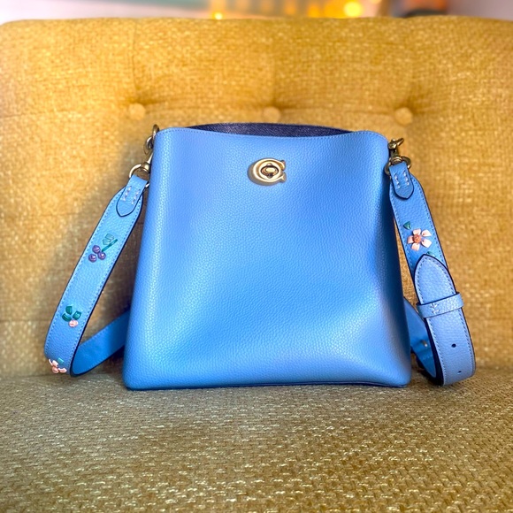 Coach Crossbody - Picture 1 of 4